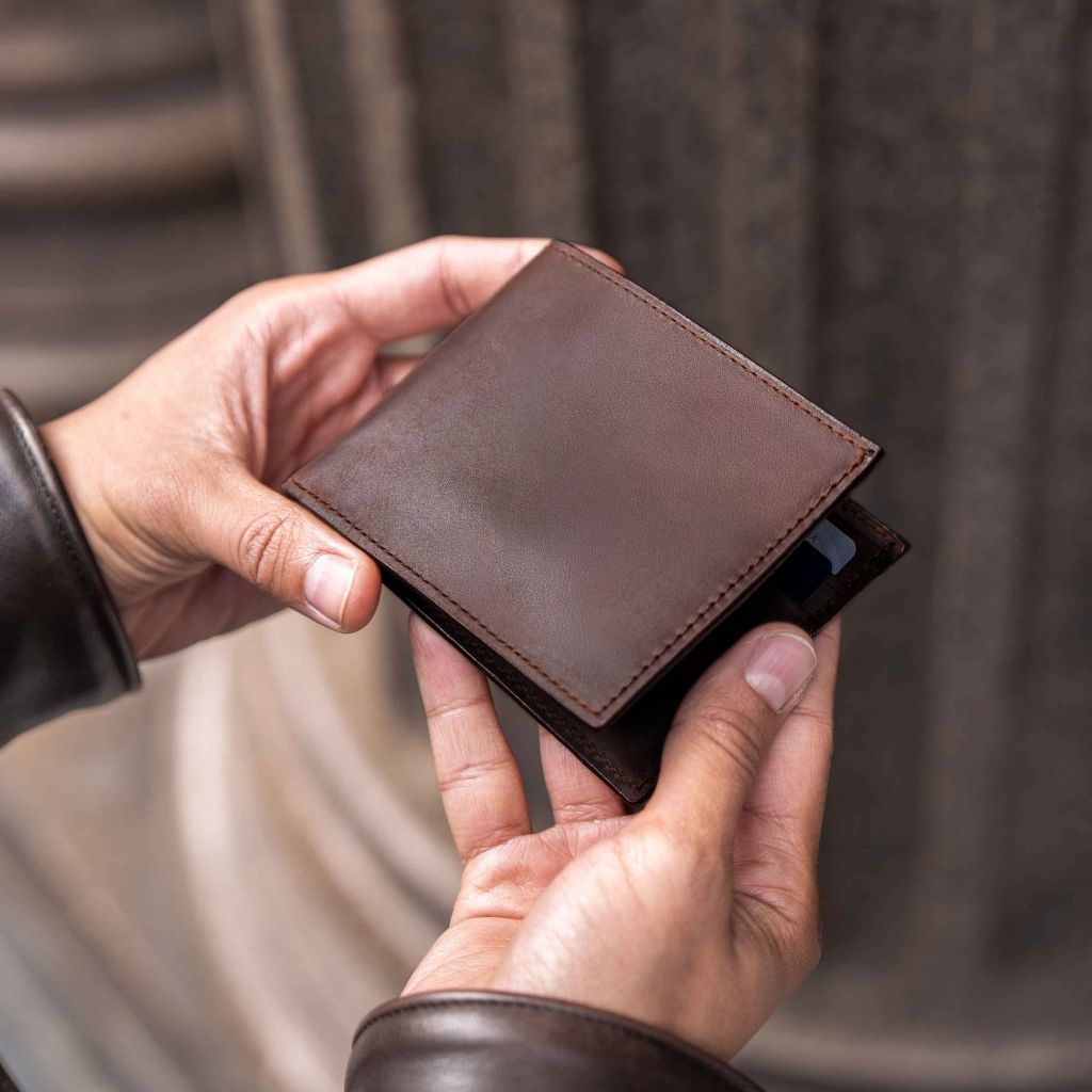 Bifold Wallet | Rustic Brown - Image 7